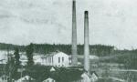 komín vlevo, ještě v původní výši - 30. léta; snímek z publikace Jak šla léta Horní Břízou