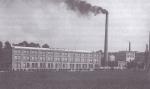 Fotografie z roku 1925. Reprodukce z knihy M. Šebela: Parnická textilní továrna